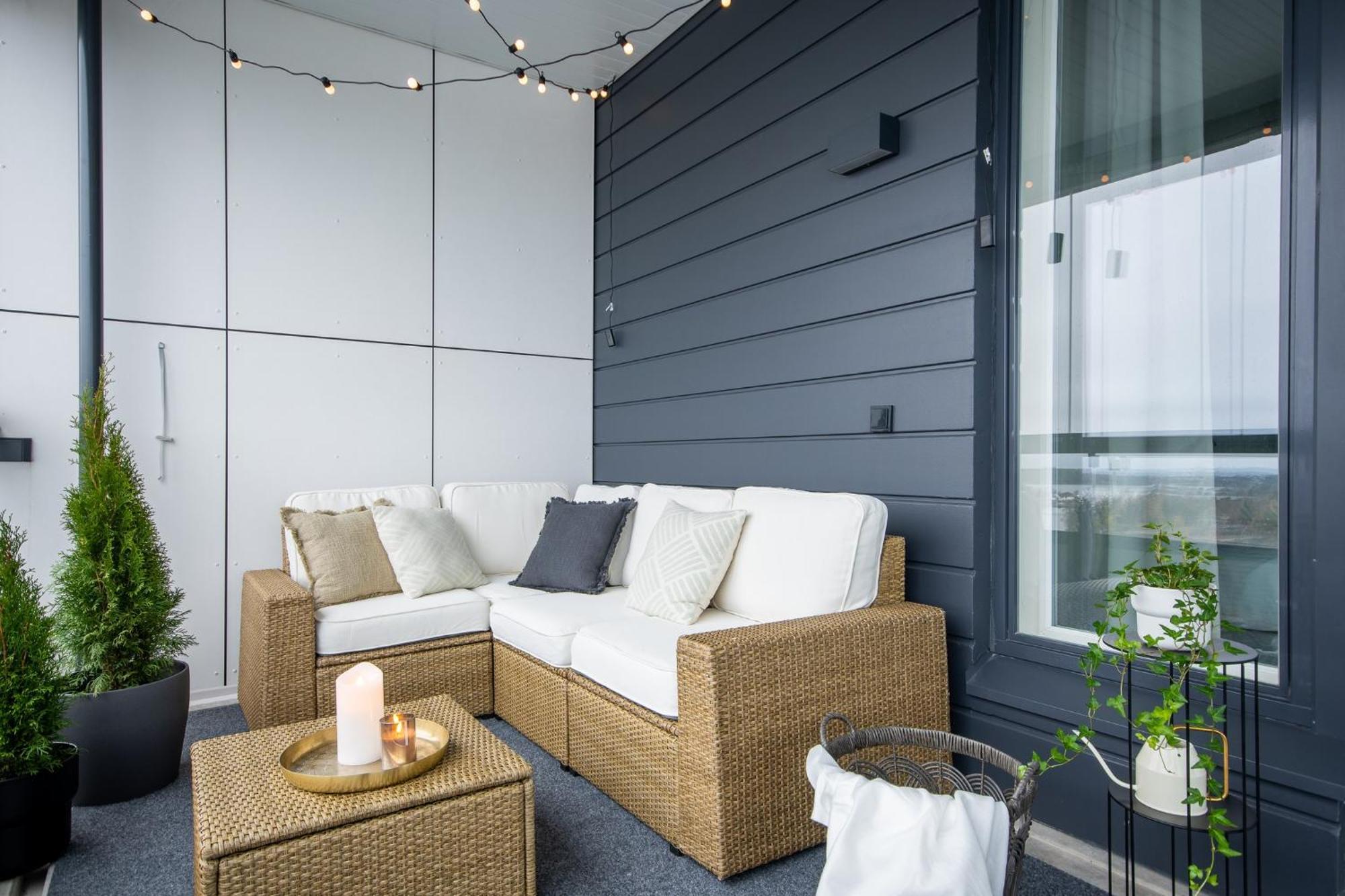 Luxury Penthouse With Stunning Sea Views & Private Sauna Apartamento