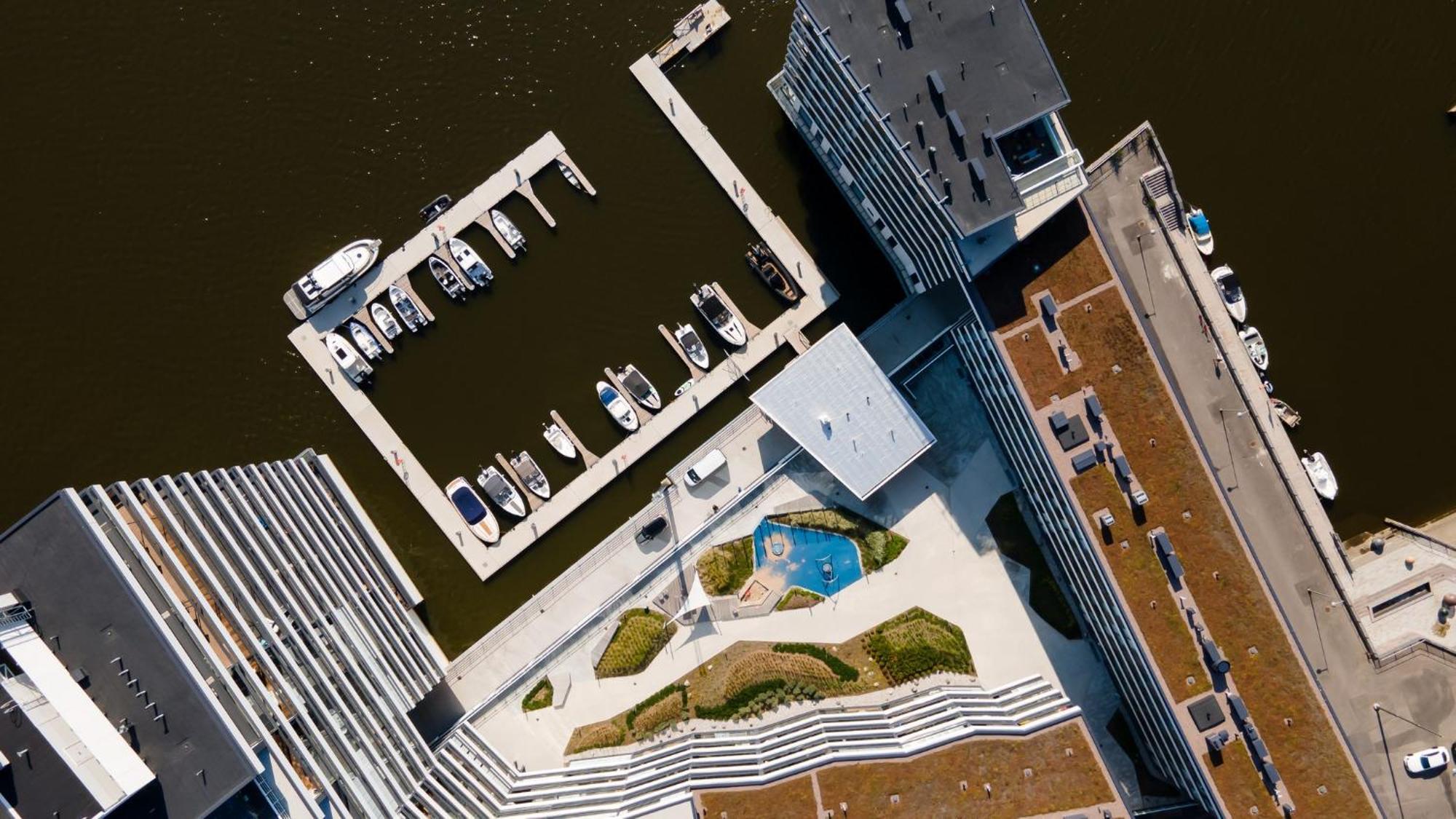 Luxury Penthouse With Stunning Sea Views & Private Sauna Lejlighed