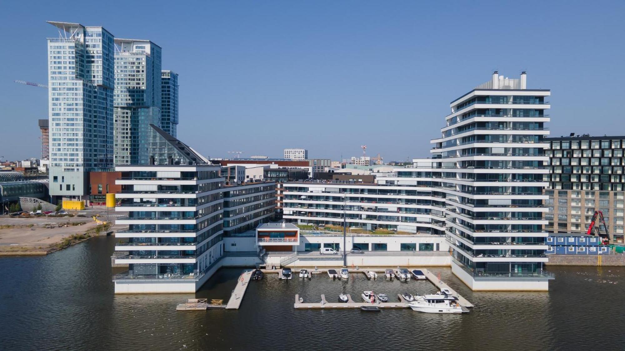 Luxury Penthouse With Stunning Sea Views & Private Sauna *